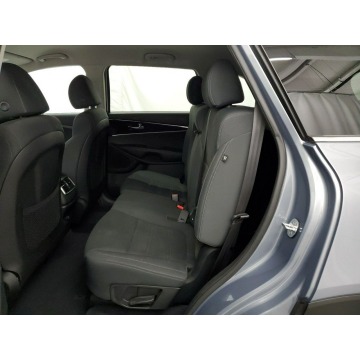 Kia Sorento  SUV 2020,  2.4 benzyna - Na sprzedaż za 592 860 zł - Katowice - zdjęcie 6