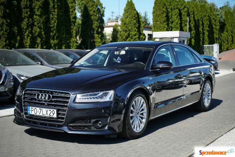 Audi A8  Sedan/Limuzyna 2015,  4.0 benzyna - Na sprzedaż za 109 900 zł - Przeźmierowo