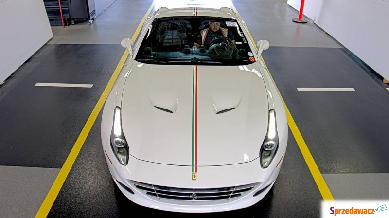 Ferrari California  Kabriolet 2015,  4.3 benzyna - Na sprzedaż za 470 400 zł - Katowice