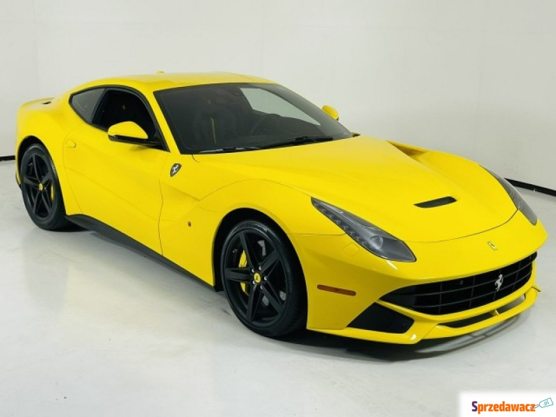 FERRARI F12berlinetta 2017 YELLOW 12 CYLINDER... - Samochody osobowe - Katowice