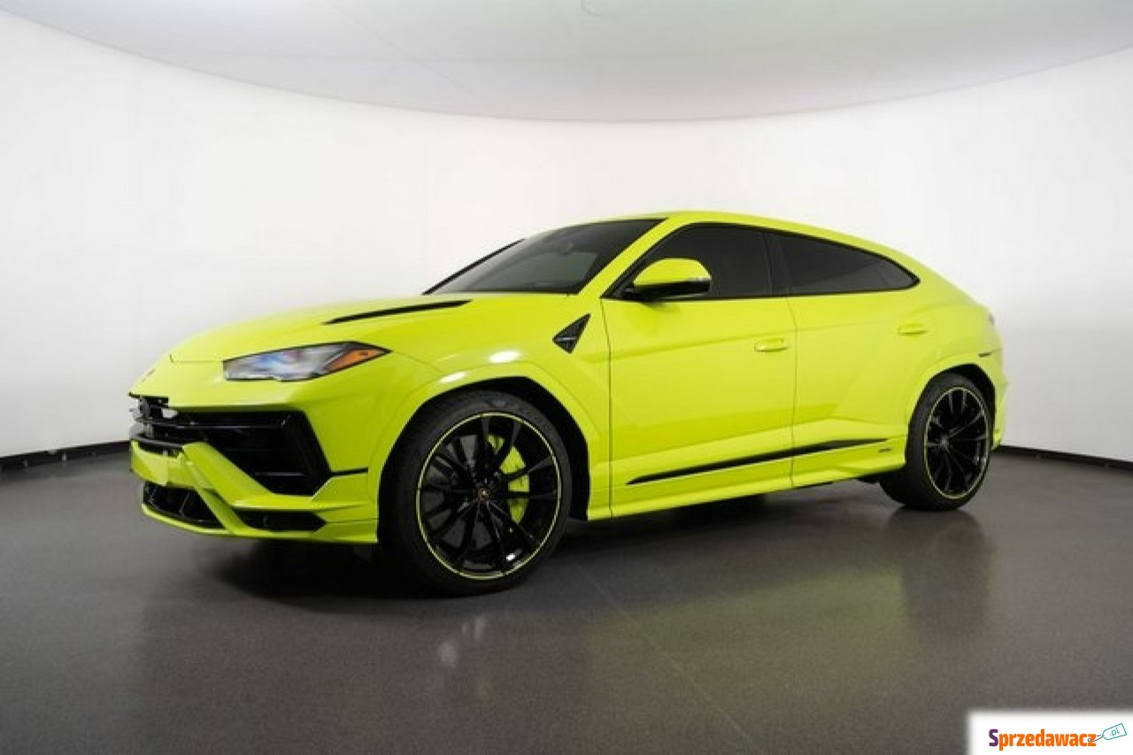 Lamborghini Urus 2023