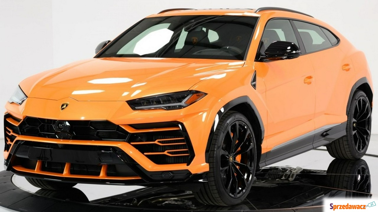Lamborghini Urus 2021