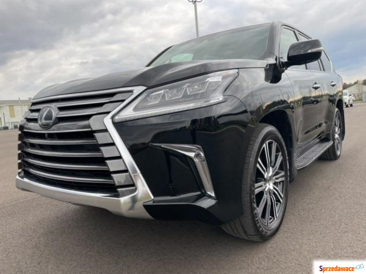 Lexus LX 2020