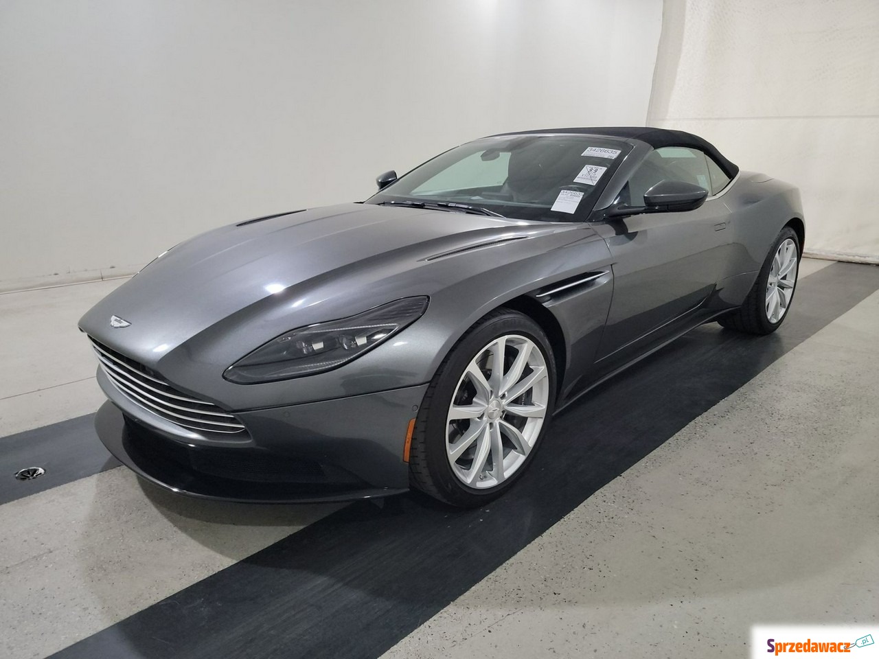 Aston Martin 2019