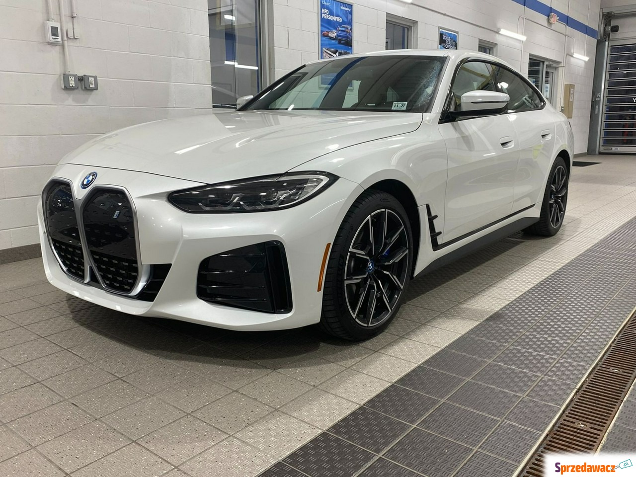 BMW i4 2023