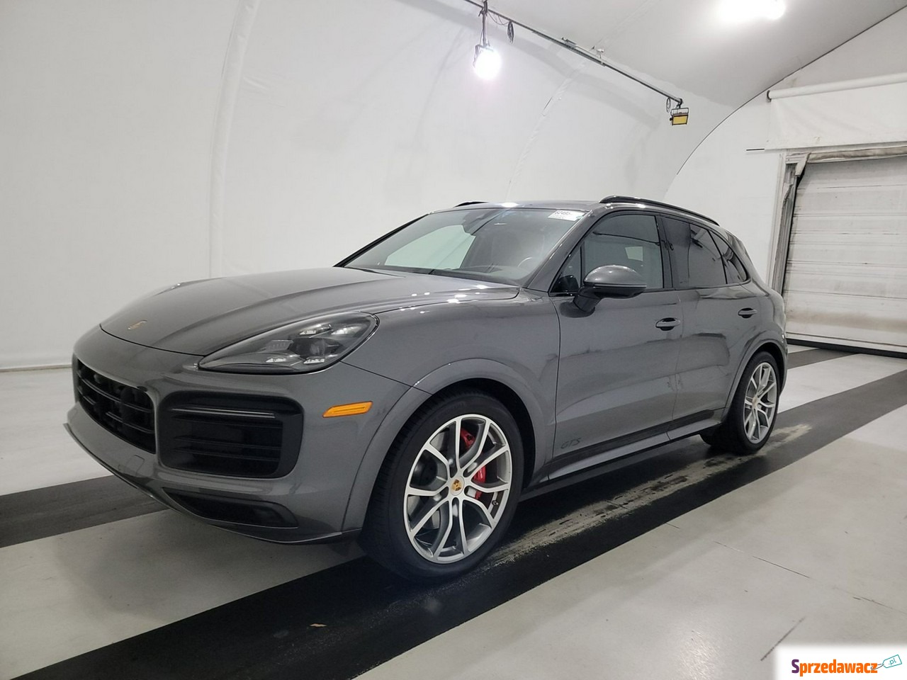 Porsche Cayenne 2021