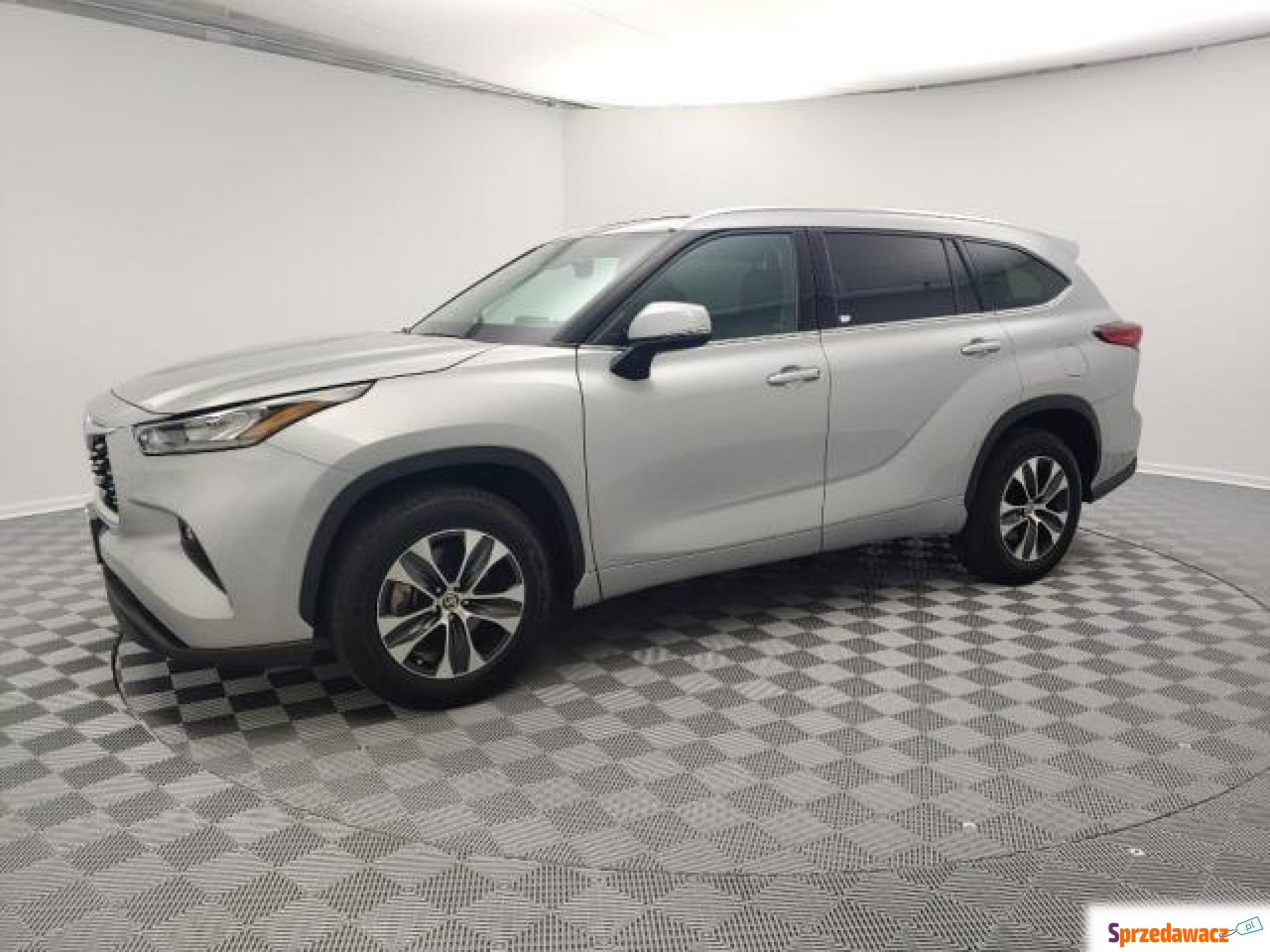 Toyota Highlander 2020