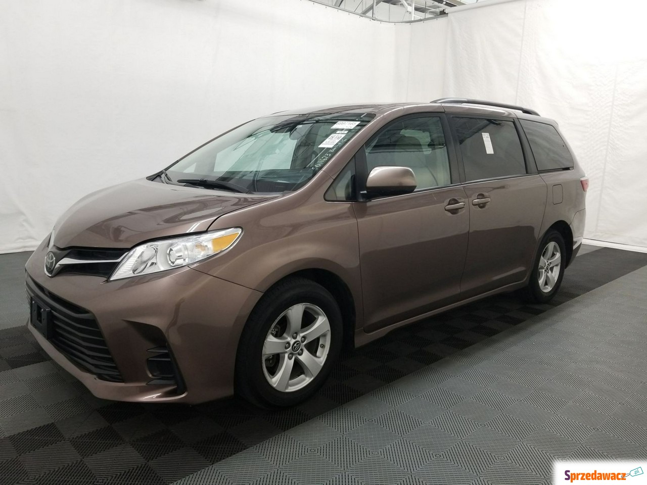 Toyota Sienna 2019