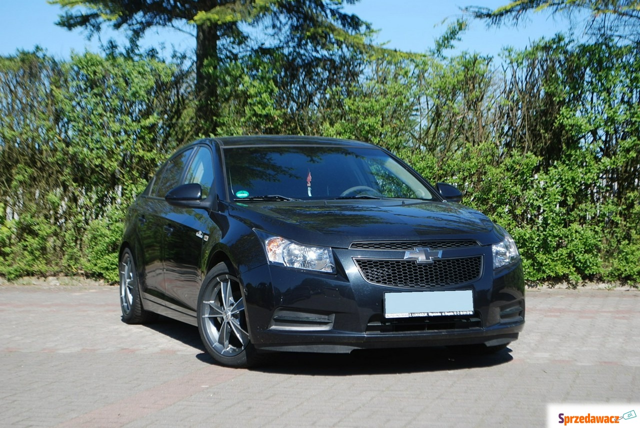 Chevrolet Cruze - 1,6 benzyna....