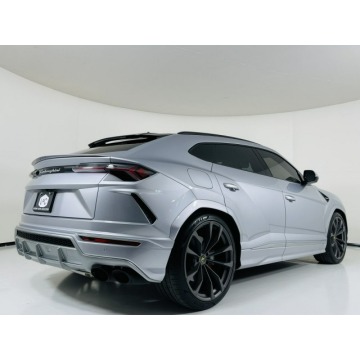 Lamborghini Urus  SUV 2021,  4.0 benzyna, automat - Na sprzedaż za 1 217 700 zł - Katowice - zdjęcie 3