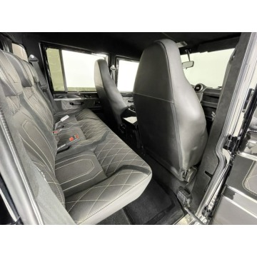 Land Rover Defender  Terenowy 1988,  6.7 benzyna, automat - Na sprzedaż za 2 540 700 zł - Katowice - zdjęcie 6
