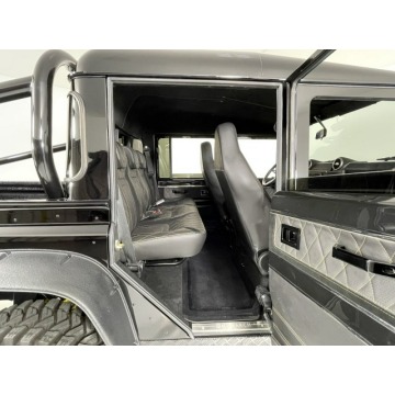 Land Rover Defender  Terenowy 1988,  6.7 benzyna, automat - Na sprzedaż za 2 540 700 zł - Katowice - zdjęcie 7