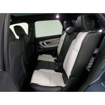 Land Rover Discovery  SUV 2021,  2.0 benzyna, automat - Na sprzedaż za 427 917 zł - Katowice - zdjęcie 8