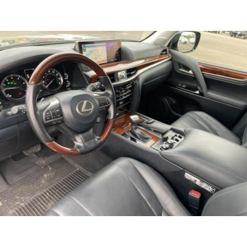 Lexus LX  SUV 2020,  5.7 benzyna, automat - Na sprzedaż za 187 329 zł - Katowice - zdjęcie 5