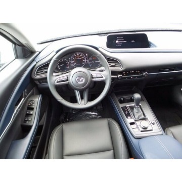Mazda CX-30  SUV 2021,  2.5 benzyna, automat - Na sprzedaż za 106 149 zł - Katowice - zdjęcie 8