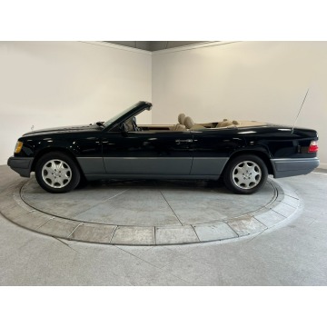 Mercedes - Benz E-klasa  Kabriolet 1995,  3.2 benzyna, automat - Na sprzedaż za 66 297 zł - Katowice - zdjęcie 5