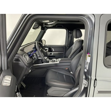 Mercedes - Benz G-klasa  SUV 2021,  4.0 benzyna, automat - Na sprzedaż za 873 300 zł - Katowice - zdjęcie 5