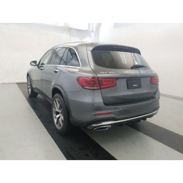 Mercedes - Benz GLC-klasa  SUV 2021,  2.0 benzyna, automat - Na sprzedaż za 189 420 zł - Katowice - zdjęcie 6