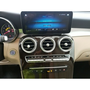 Mercedes - Benz GLC-klasa  SUV 2021,  2.0 benzyna, automat - Na sprzedaż za 182 040 zł - Katowice - zdjęcie 7