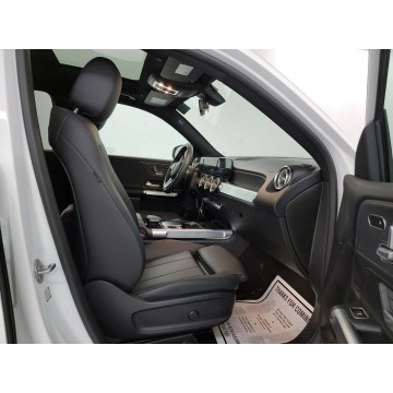 Mercedes - Benz   SUV 2020,  2.0 benzyna, automat - Na sprzedaż za 123 000 zł - Katowice - zdjęcie 8