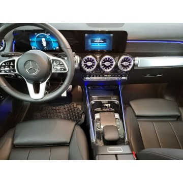 Mercedes - Benz   SUV 2020,  2.0 benzyna, automat - Na sprzedaż za 123 000 zł - Katowice - zdjęcie 9