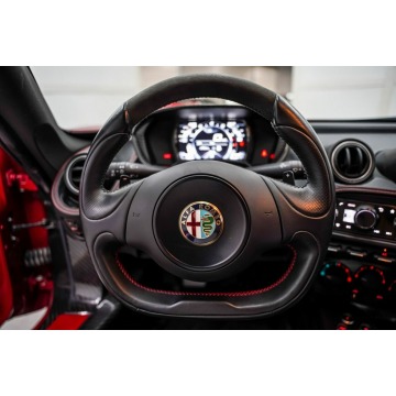 Alfa Romeo 4C  Kabriolet 2015,  1.8 benzyna, automat - Na sprzedaż za 225 500 zł - Katowice - zdjęcie 8