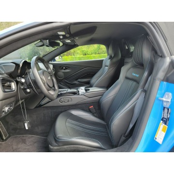 Aston Martin   Kabriolet 2021,  4.0 benzyna, automat - Na sprzedaż za 560 000 zł - Katowice - zdjęcie 7