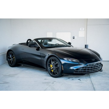 Aston Martin   Kabriolet 2021,  4.0 benzyna, automat - Na sprzedaż za 600 000 zł - Katowice - zdjęcie 3