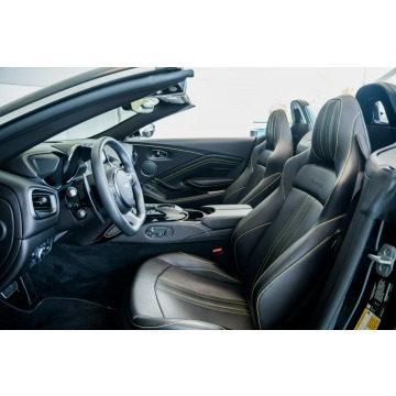 Aston Martin   Kabriolet 2021,  4.0 benzyna, automat - Na sprzedaż za 600 000 zł - Katowice - zdjęcie 5