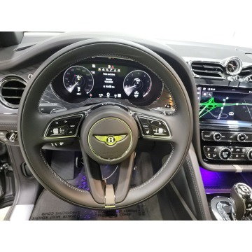 Bentley Bentayga  SUV 2021,  4.0 benzyna, automat - Na sprzedaż za 1 125 000 zł - Katowice - zdjęcie 7