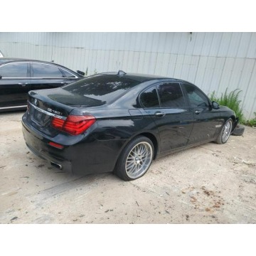 BMW Seria 7  Sedan/Limuzyna 2014,  4.4 benzyna, automat - Na sprzedaż za 19 680 zł - Katowice - zdjęcie 5