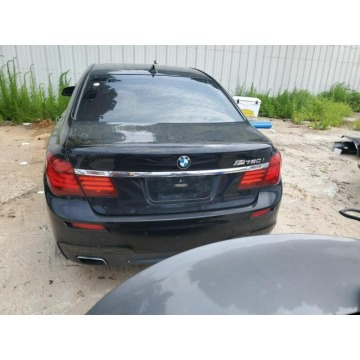 BMW Seria 7  Sedan/Limuzyna 2014,  4.4 benzyna, automat - Na sprzedaż za 19 680 zł - Katowice - zdjęcie 6