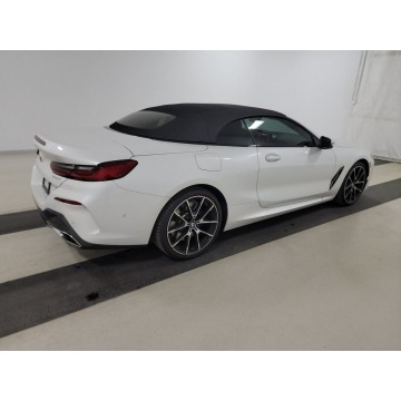 BMW Seria 8  Sedan/Limuzyna 2023,  3.0 benzyna, automat - Na sprzedaż za 398 520 zł - Katowice - zdjęcie 4
