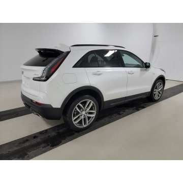 Cadillac   SUV 2022,  3.6 benzyna, automat - Na sprzedaż za 166 500 zł - Katowice - zdjęcie 4