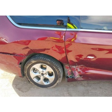 Chrysler Pacifica  Minivan/Van 2018,  3.6 hybryda, automat - Na sprzedaż za 35 147 zł - Katowice - zdjęcie 5