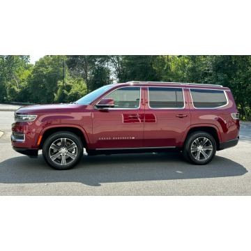 Jeep Wagoneer  SUV 2022,  6.4 benzyna, automat - Na sprzedaż za 381 915 zł - Katowice - zdjęcie 4
