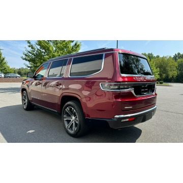 Jeep Wagoneer  SUV 2022,  6.4 benzyna, automat - Na sprzedaż za 381 915 zł - Katowice - zdjęcie 7