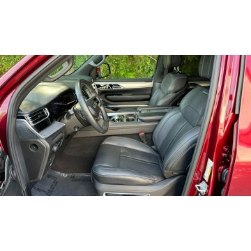 Jeep Wagoneer  SUV 2022,  6.4 benzyna, automat - Na sprzedaż za 381 915 zł - Katowice - zdjęcie 8