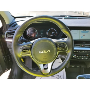 Kia Niro  SUV 2021 elektryczny, automat - Na sprzedaż za 235 238 zł - Katowice - zdjęcie 10