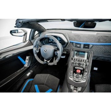 Lamborghini Aventador  Coupe/Sportowy 2022,  6.5 benzyna, automat - Na sprzedaż za 2 160 000 zł - Katowice - zdjęcie 5