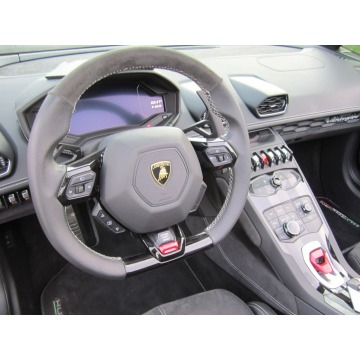 Lamborghini Huracan  Coupe/Sportowy 2018,  5.2 benzyna, automat - Na sprzedaż za 945 000 zł - Katowice - zdjęcie 12