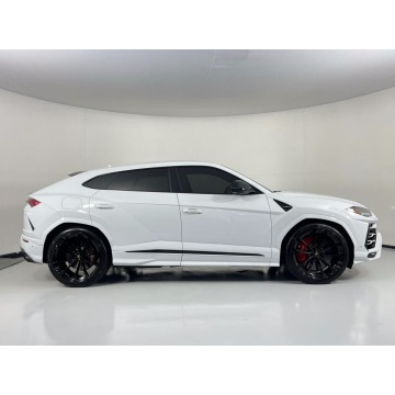 Lamborghini Urus  SUV 2022,  4.0 benzyna, automat - Na sprzedaż za 1 080 000 zł - Katowice - zdjęcie 4