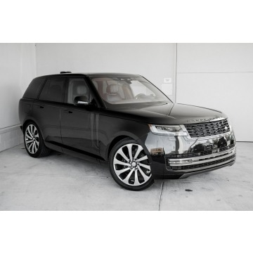 Land Rover Range Rover  SUV 2023,  108.2 benzyna, automat - Na sprzedaż za 675 000 zł - Katowice - zdjęcie 3