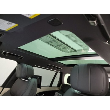Land Rover Range Rover  SUV 2023,  4.4 benzyna, automat - Na sprzedaż za 724 500 zł - Katowice - zdjęcie 10