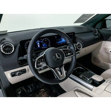 Mercedes - Benz GLA-klasa  SUV 2022,  2.0 benzyna, automat - Na sprzedaż za 171 585 zł - Katowice - zdjęcie 4