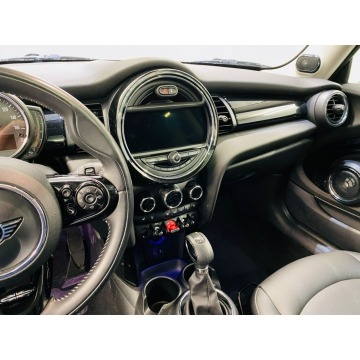 Mini Cooper  Hatchback 2019,  1.5 benzyna - Na sprzedaż za 48 216 zł - Katowice - zdjęcie 7