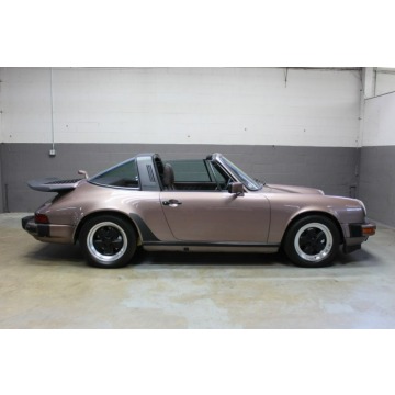 Porsche 911 1987,  3.2 benzyna - Na sprzedaż za 218 801 zł - Katowice - zdjęcie 4