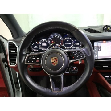 Porsche Cayenne  SUV 2019,  3.0 hybryda, automat - Na sprzedaż za 318 570 zł - Katowice - zdjęcie 9