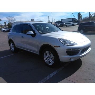 Porsche Cayenne  SUV 2014,  3.0 hybryda, automat - Na sprzedaż za 104 550 zł - Katowice - zdjęcie 2
