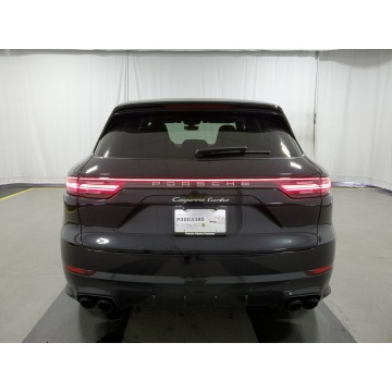 Porsche Cayenne  SUV 2022,  4.0 benzyna, automat - Na sprzedaż za 466 662 zł - Katowice - zdjęcie 5